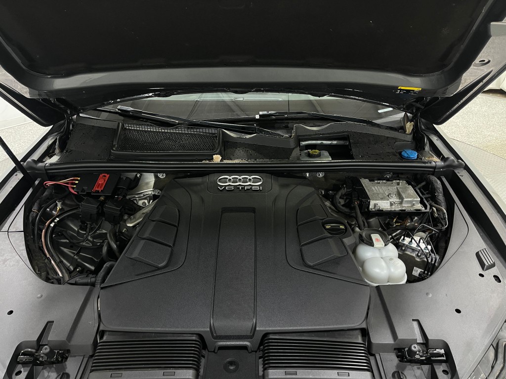 2018 Audi Q7 Image 27