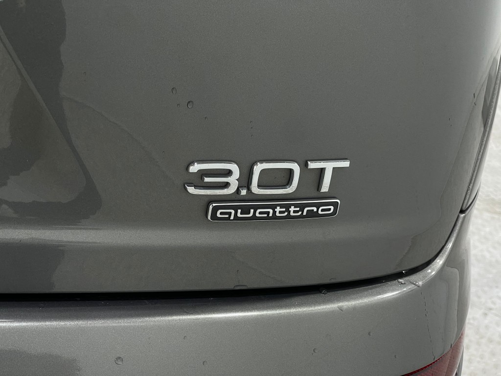 2018 Audi Q7 Image 42