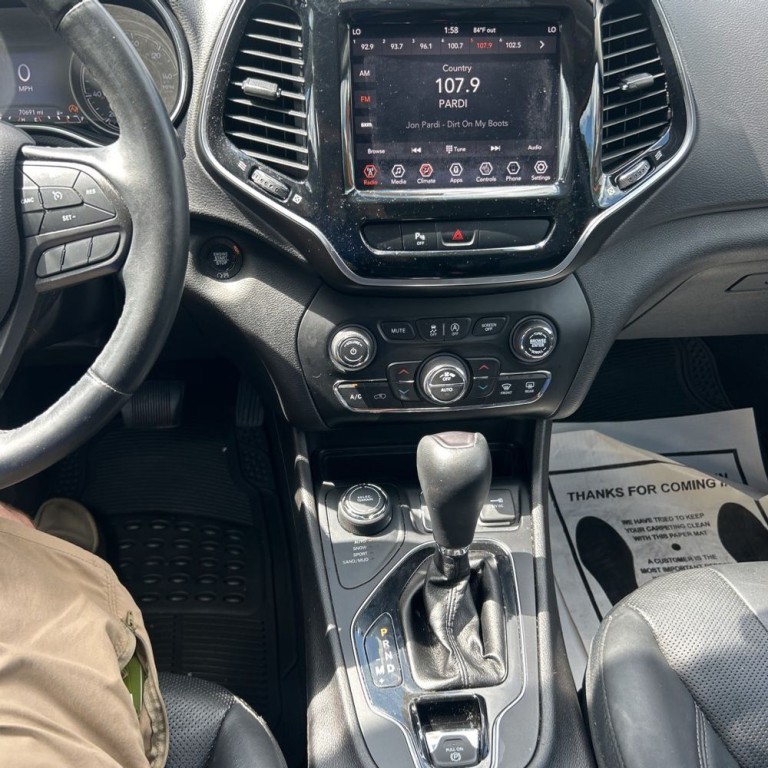 2019 Jeep Cherokee Image 13
