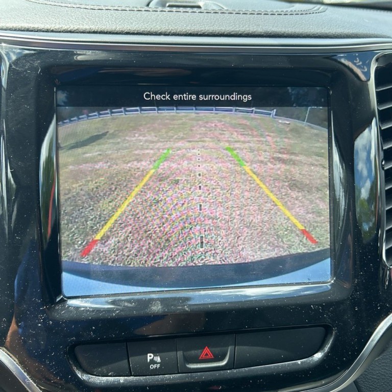 2019 Jeep Cherokee Image 14