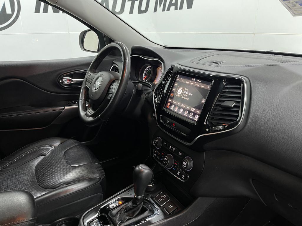 2019 Jeep Cherokee Image 19