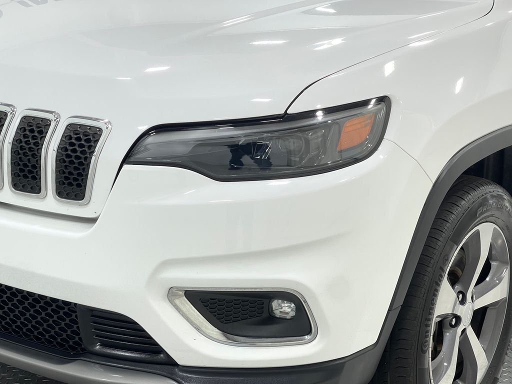 2019 Jeep Cherokee Image 32