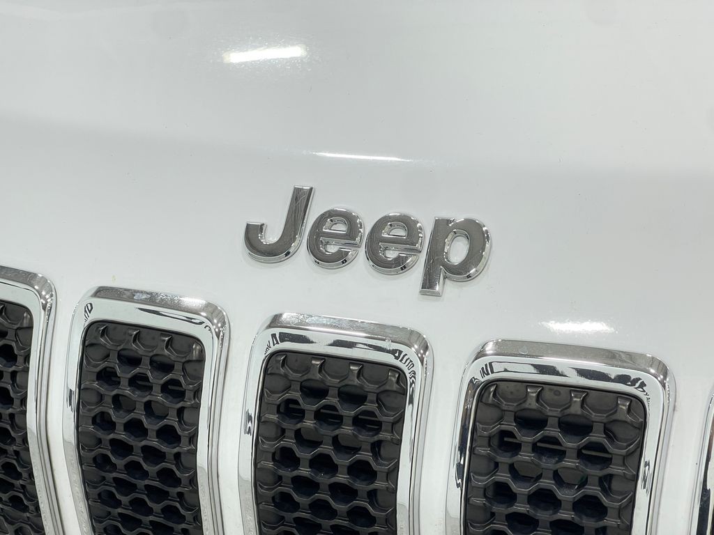 2019 Jeep Cherokee Image 37
