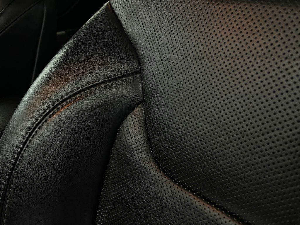 2019 Jeep Cherokee Image 17