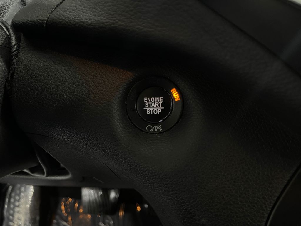 2019 Jeep Cherokee Image 20