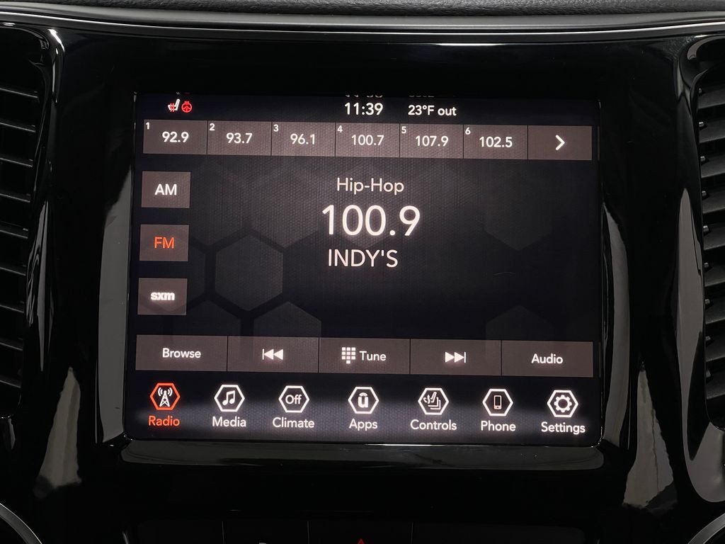 2019 Jeep Cherokee Image 23