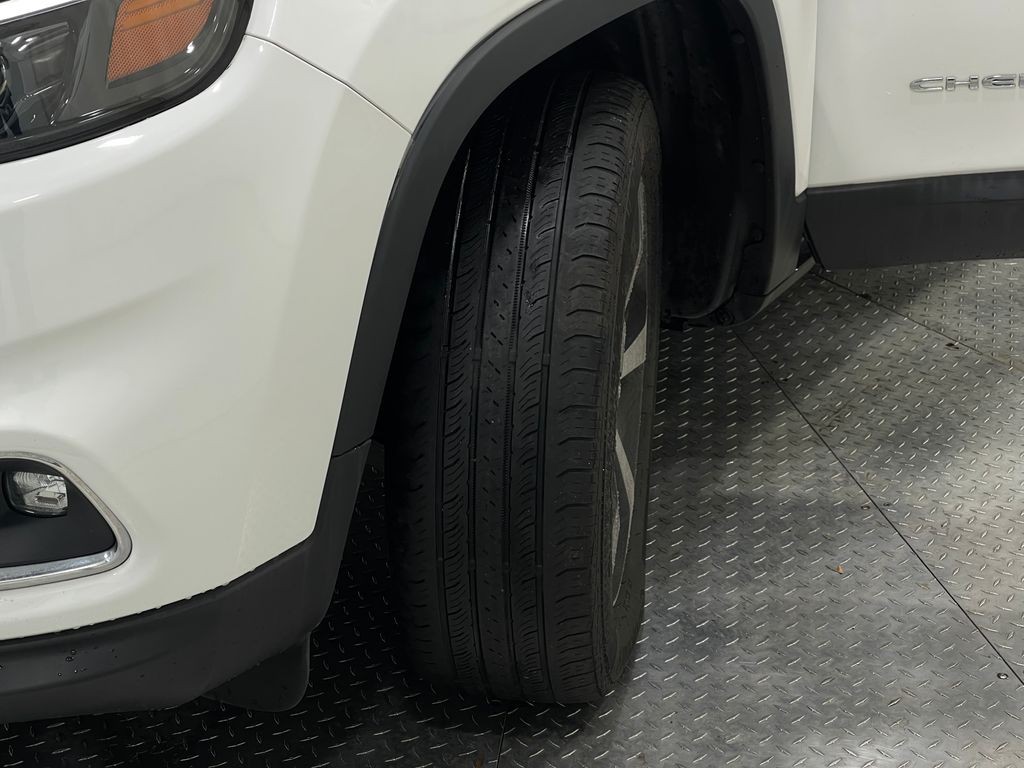 2019 Jeep Cherokee Image 35