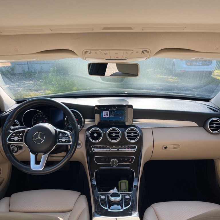 2019 Mercedes-Benz C-Class Image 10