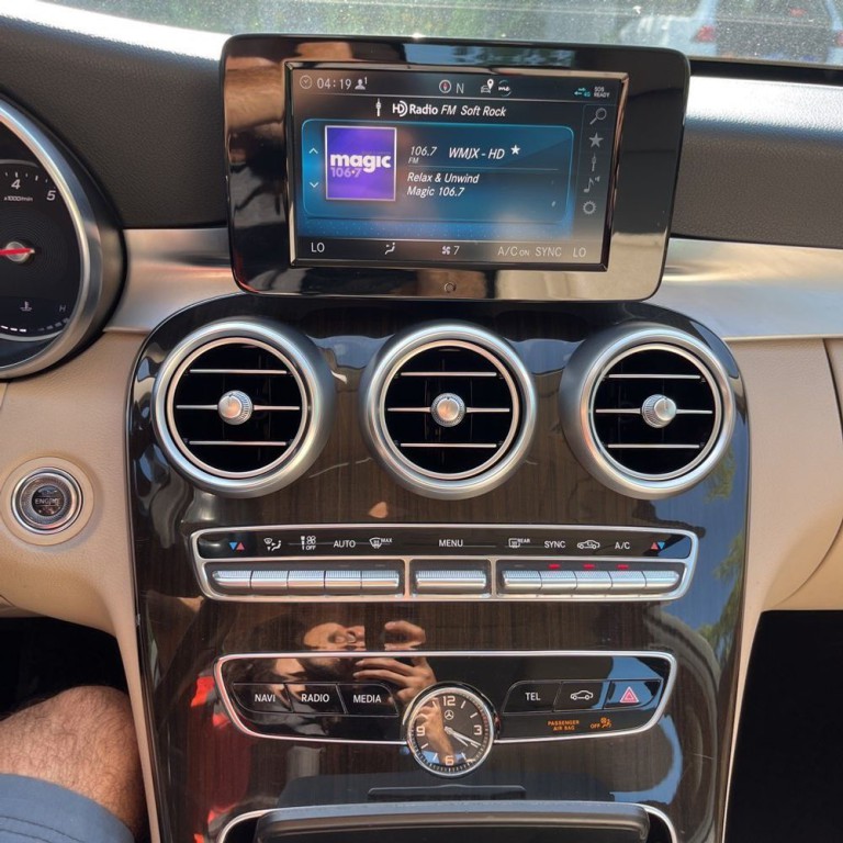 2019 Mercedes-Benz C-Class Image 13