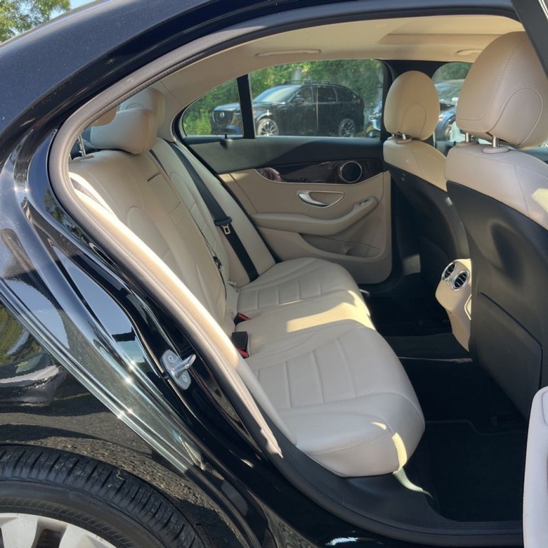2019 Mercedes-Benz C-Class Image 17