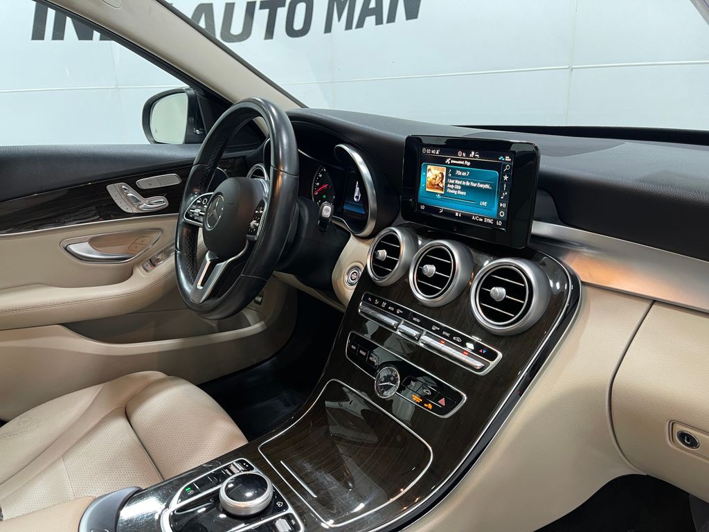 2019 Mercedes-Benz C-Class Image 17