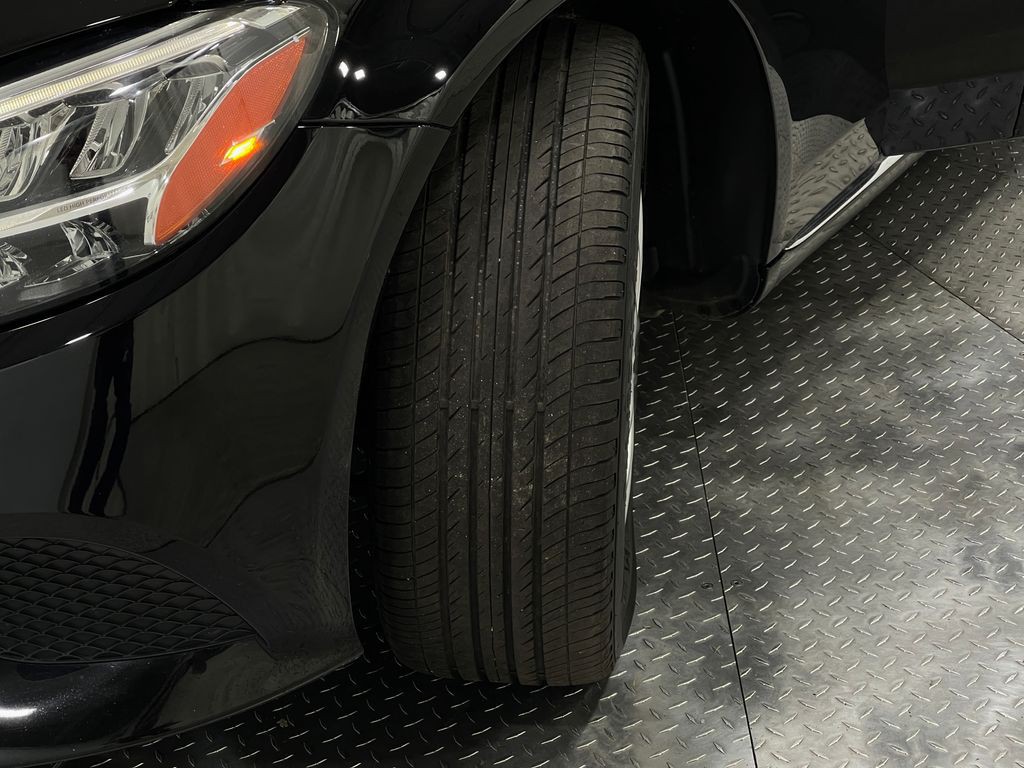 2019 Mercedes-Benz C-Class Image 34
