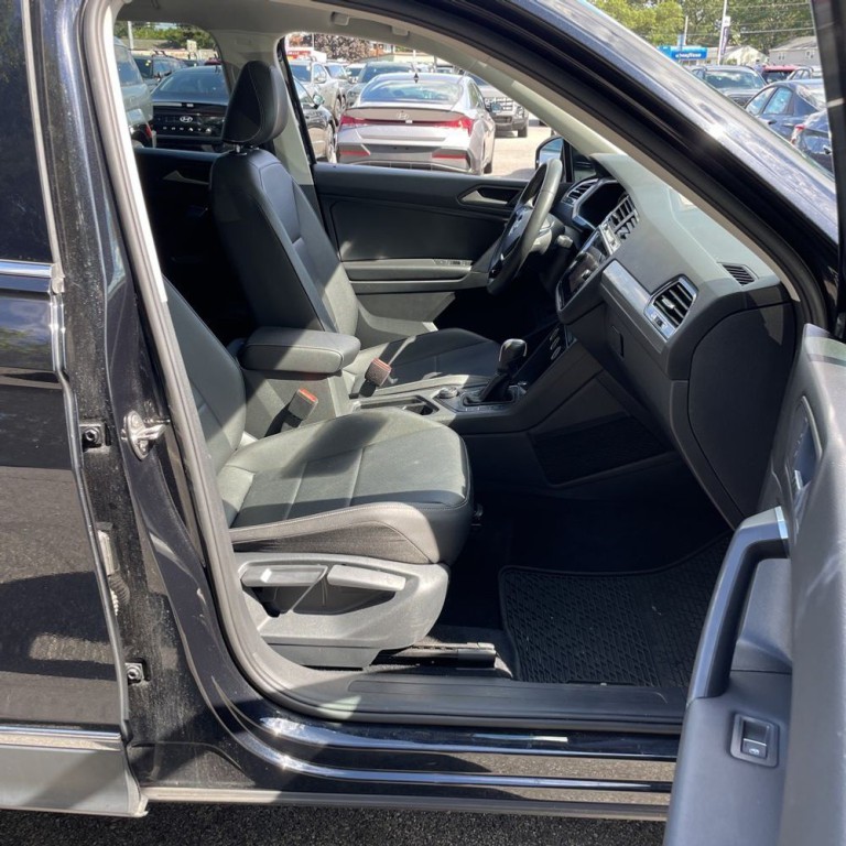 2021 Volkswagen Tiguan Image 9
