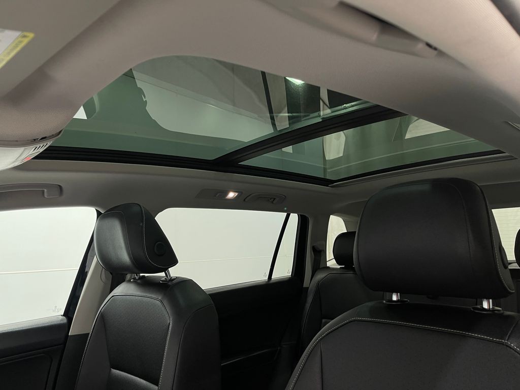 2021 Volkswagen Tiguan Image 12