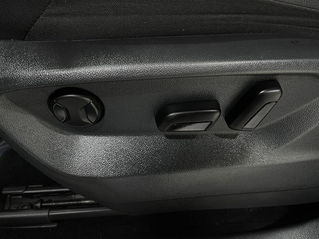 2021 Volkswagen Tiguan Image 18