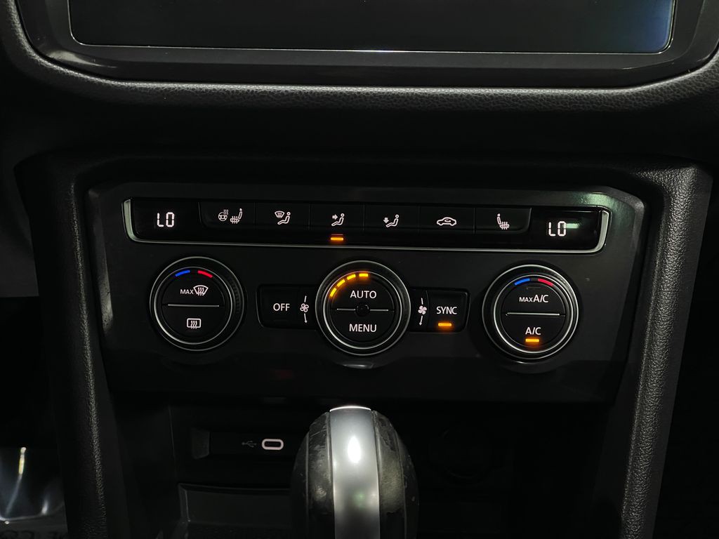 2021 Volkswagen Tiguan Image 26