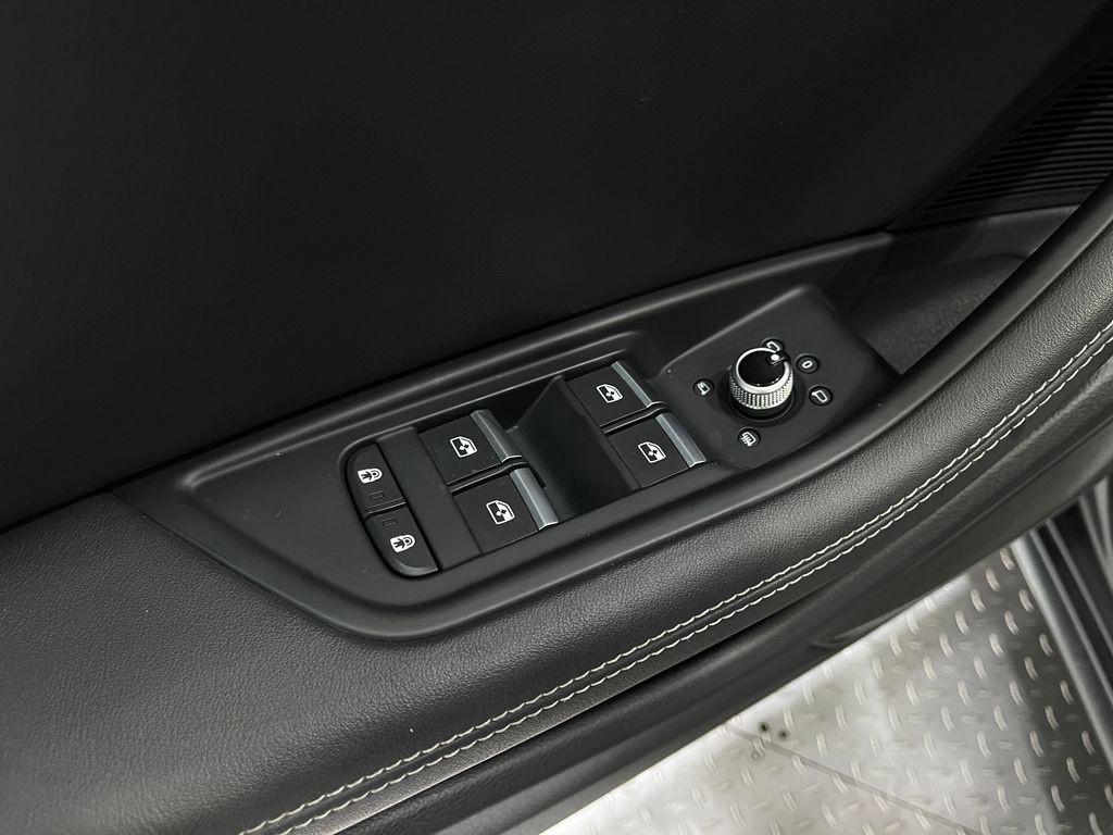 2022 Audi A4 Image 16