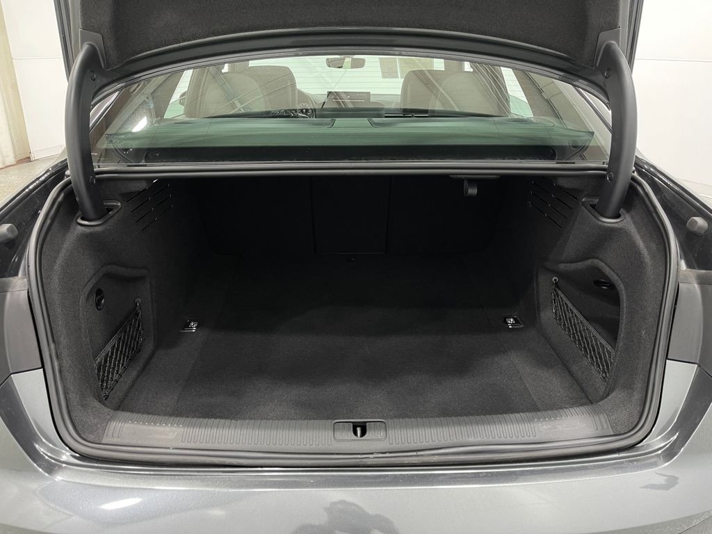 2022 Audi A4 Image 26