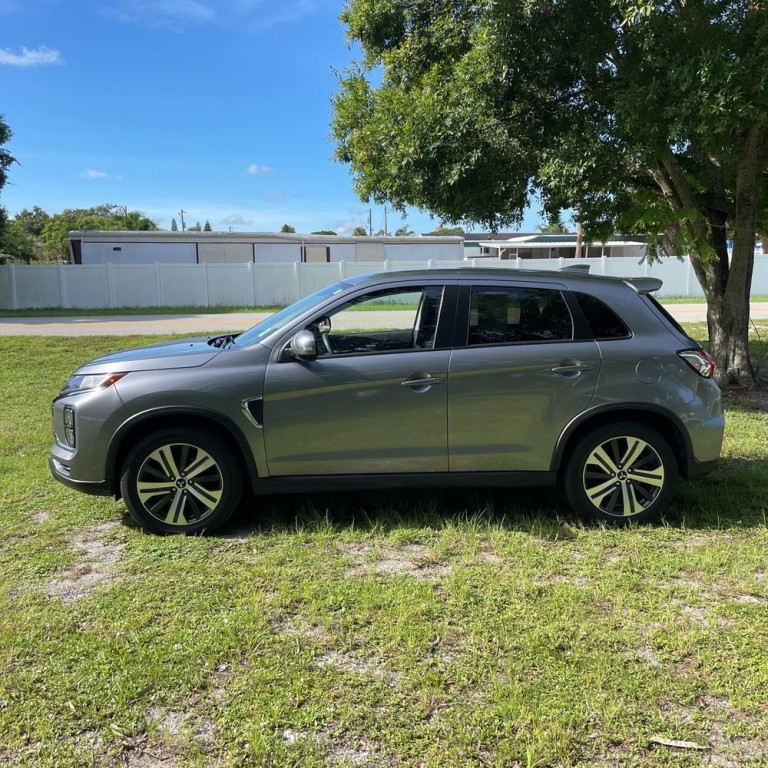 2022 Mitsubishi Outlander Image 5