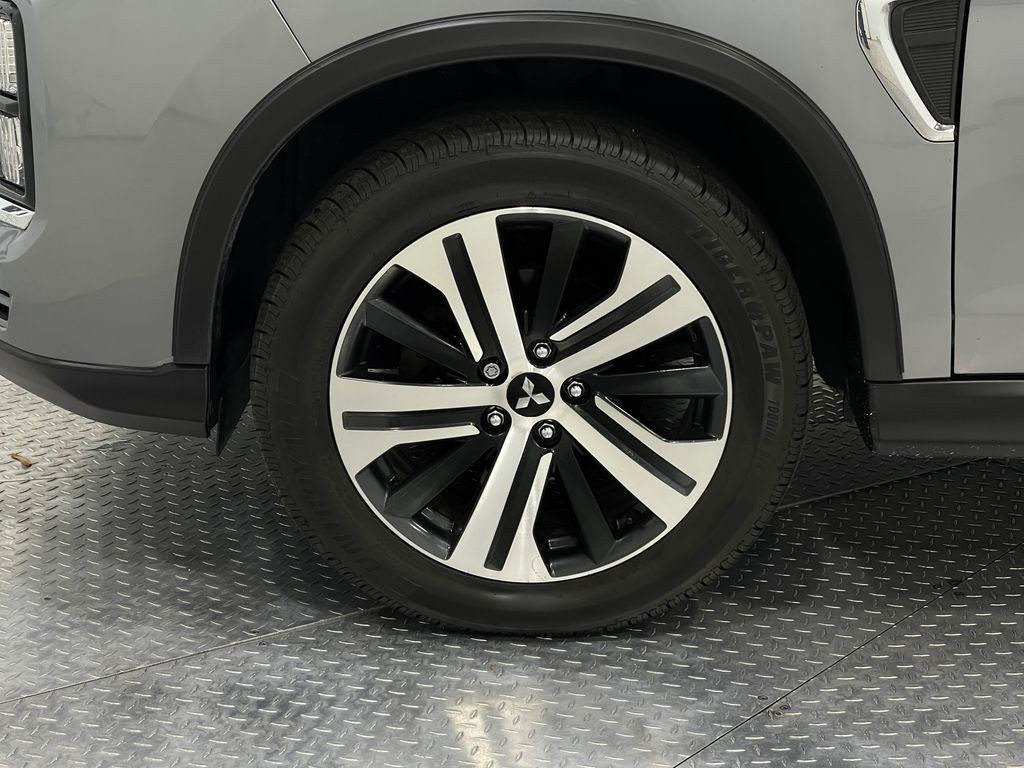 2022 Mitsubishi Outlander Image 33