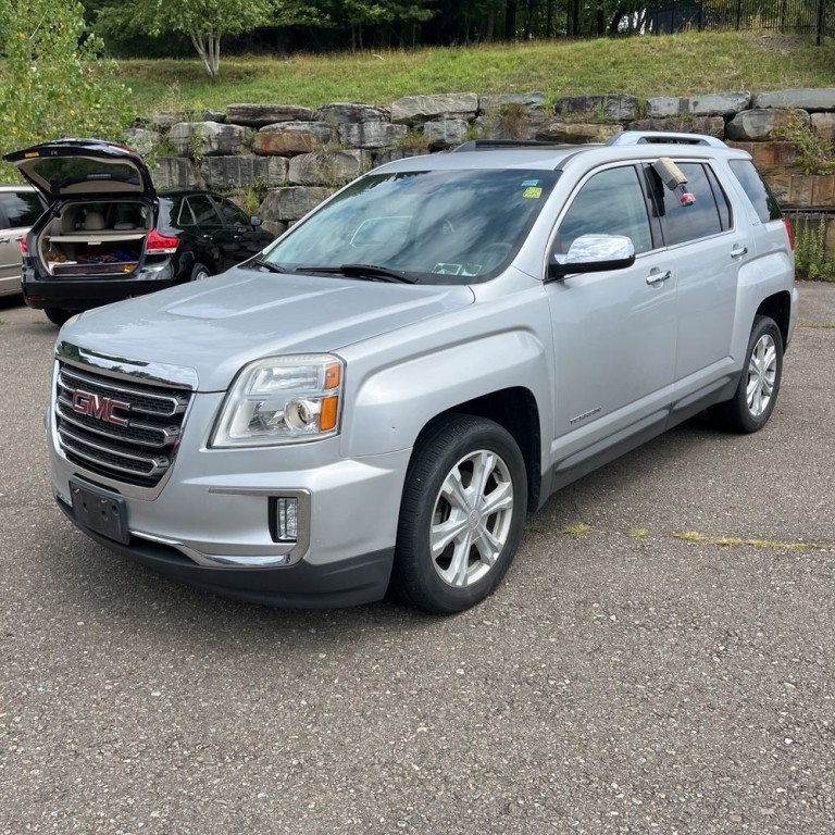 2017 GMC Terrain Image 3