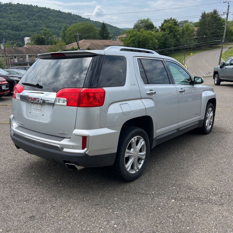 2017 GMC Terrain Image 6