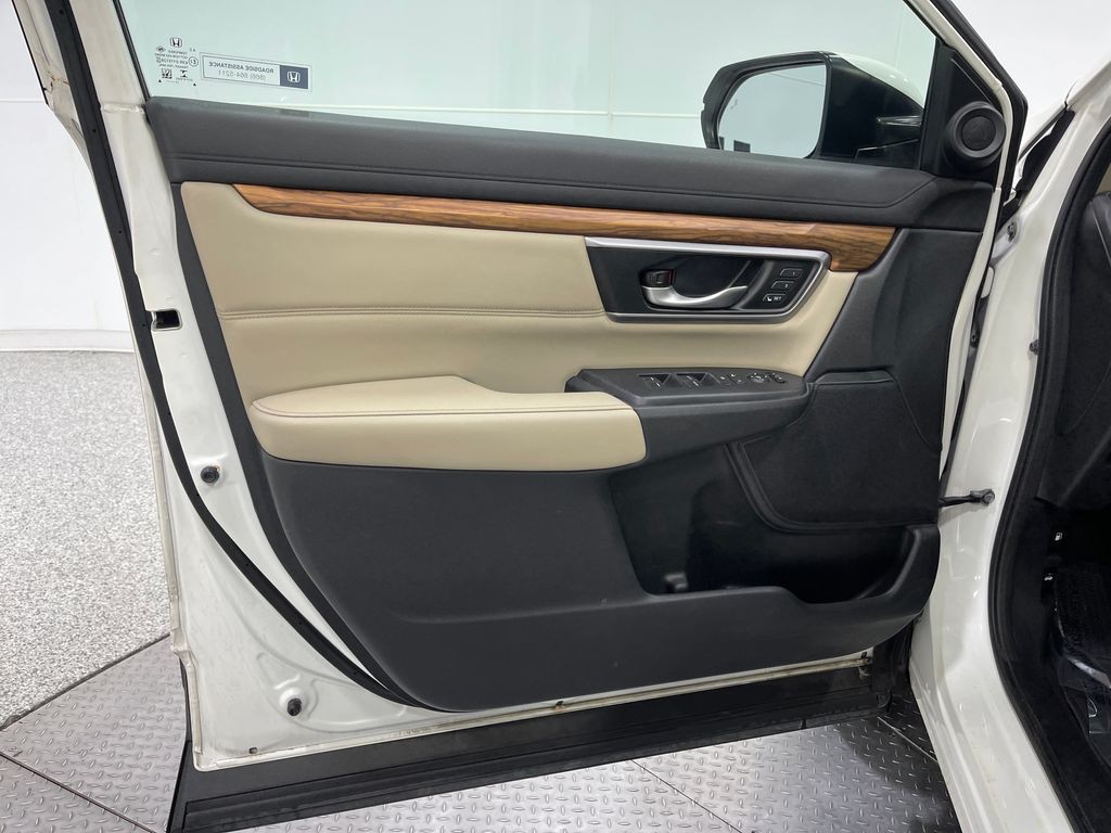 2017 Honda CR-V Image 14