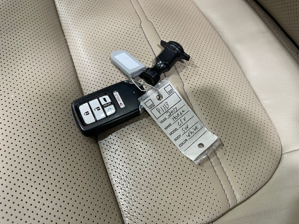 2017 Honda CR-V Image 31