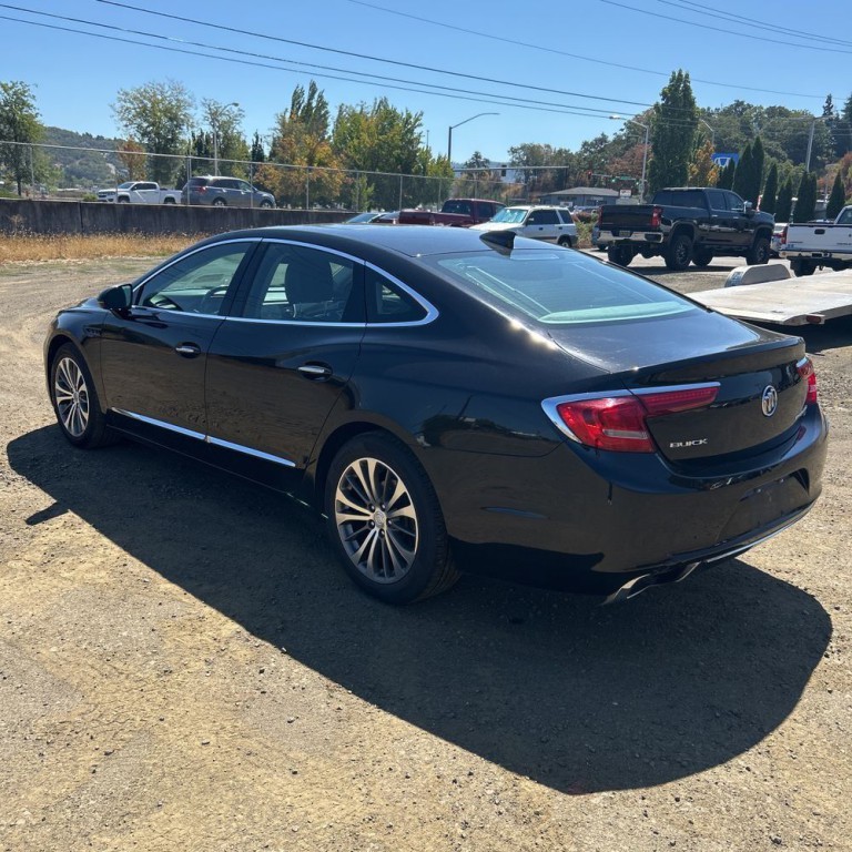 2017 Buick LaCrosse Image 8