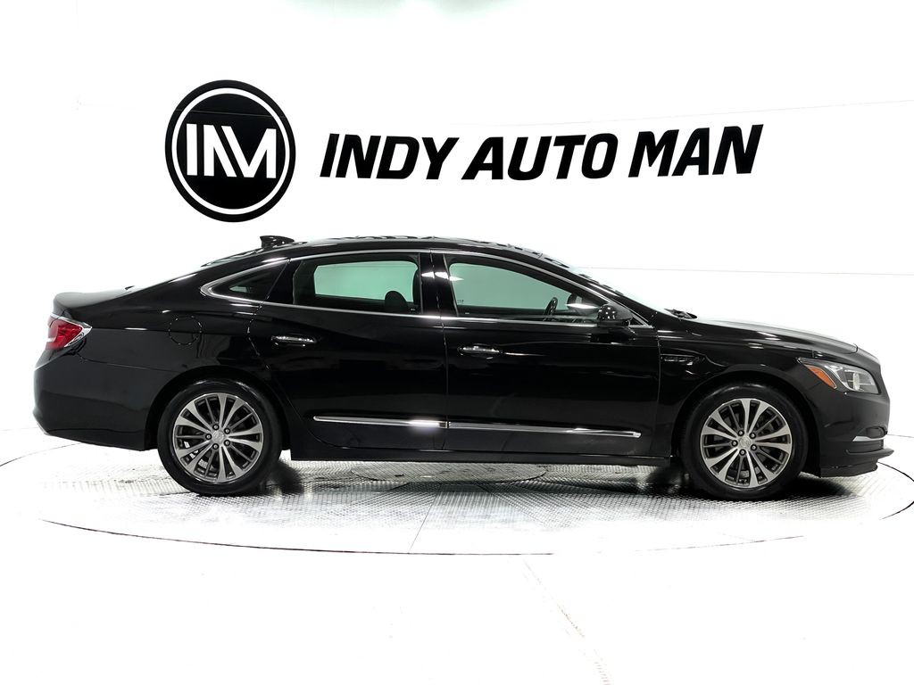 2017 Buick LaCrosse Image 3