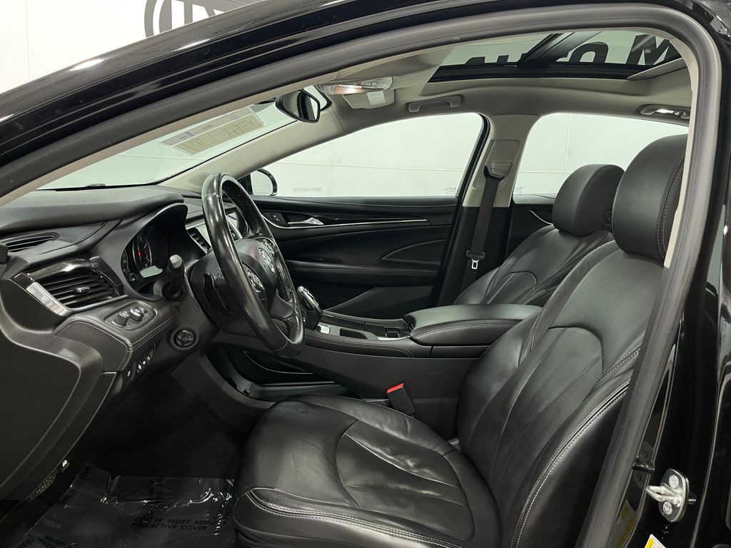 2017 Buick LaCrosse Image 13