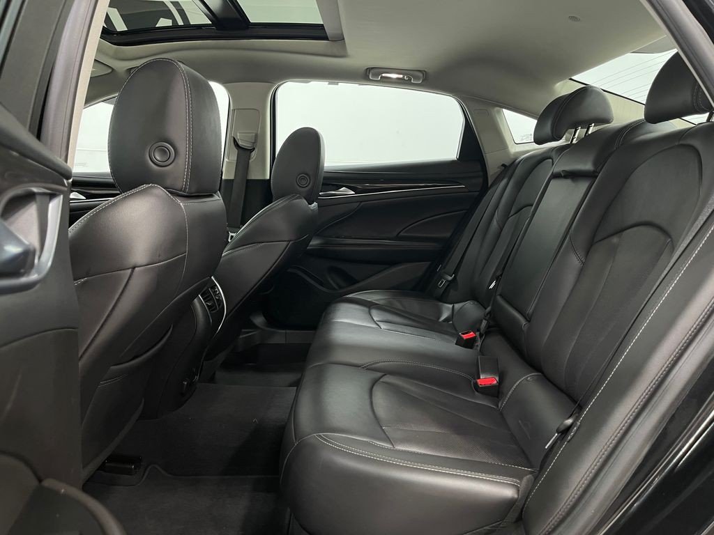 2017 Buick LaCrosse Image 30