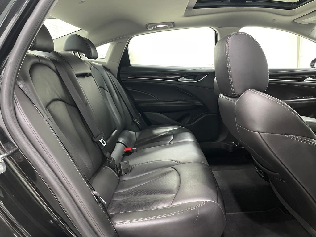 2017 Buick LaCrosse Image 31