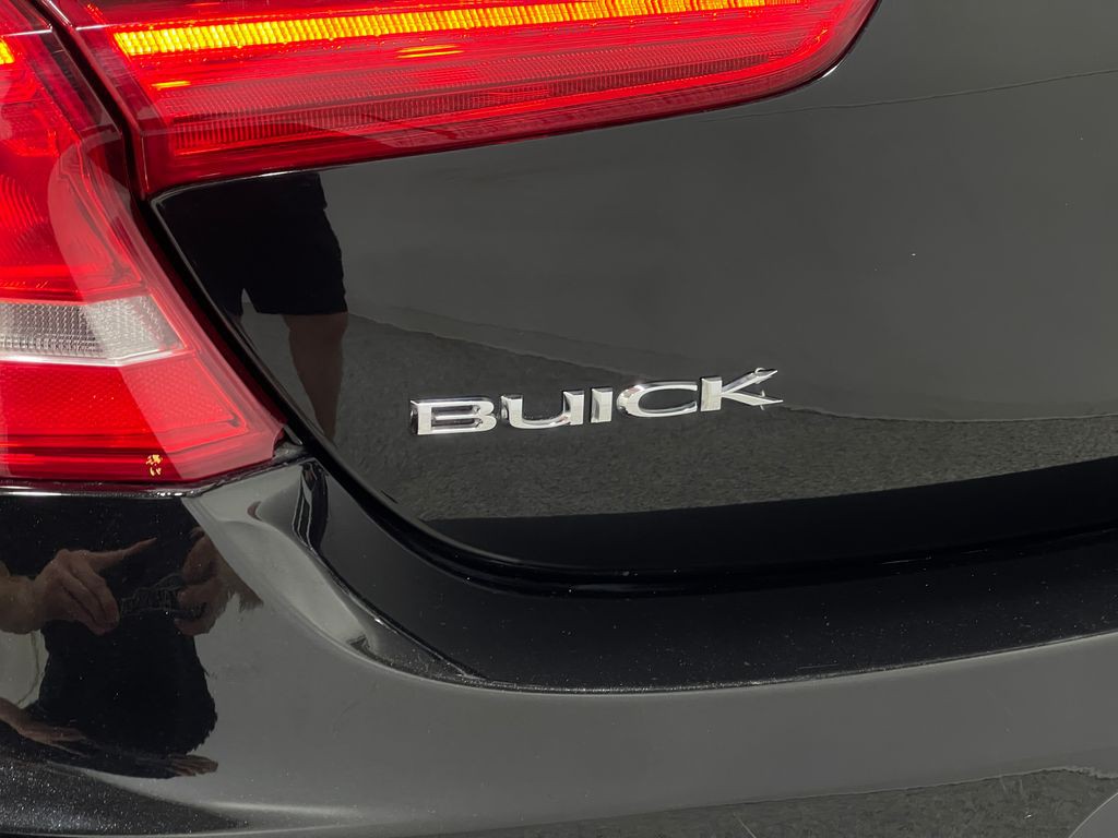 2017 Buick LaCrosse Image 39