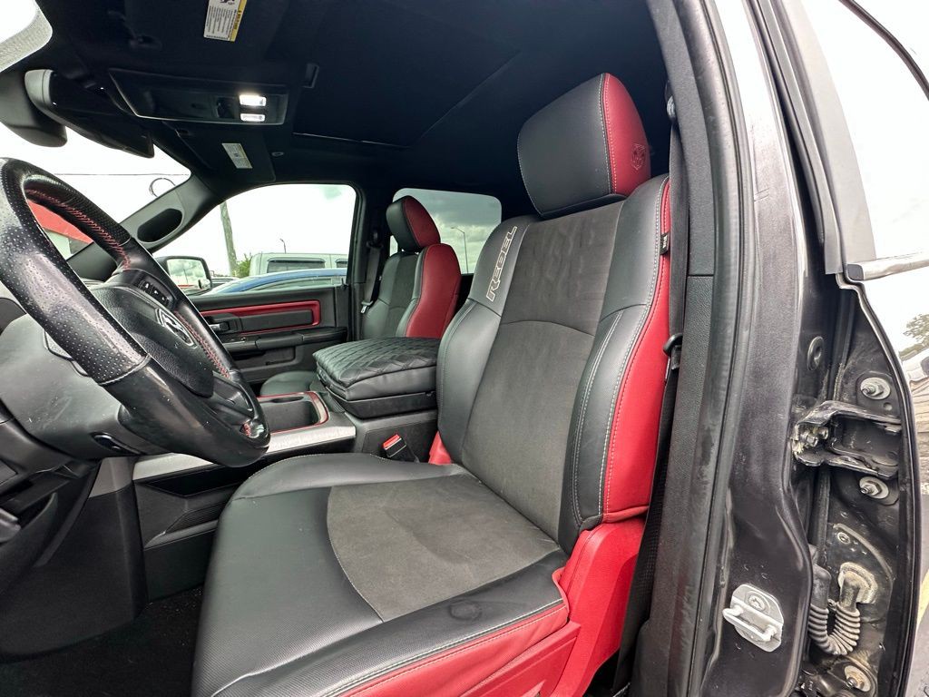 2017 RAM 1500 Image 6