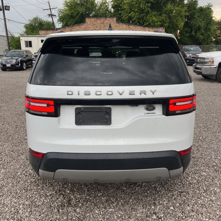 2017 Land Rover Discovery Image 7