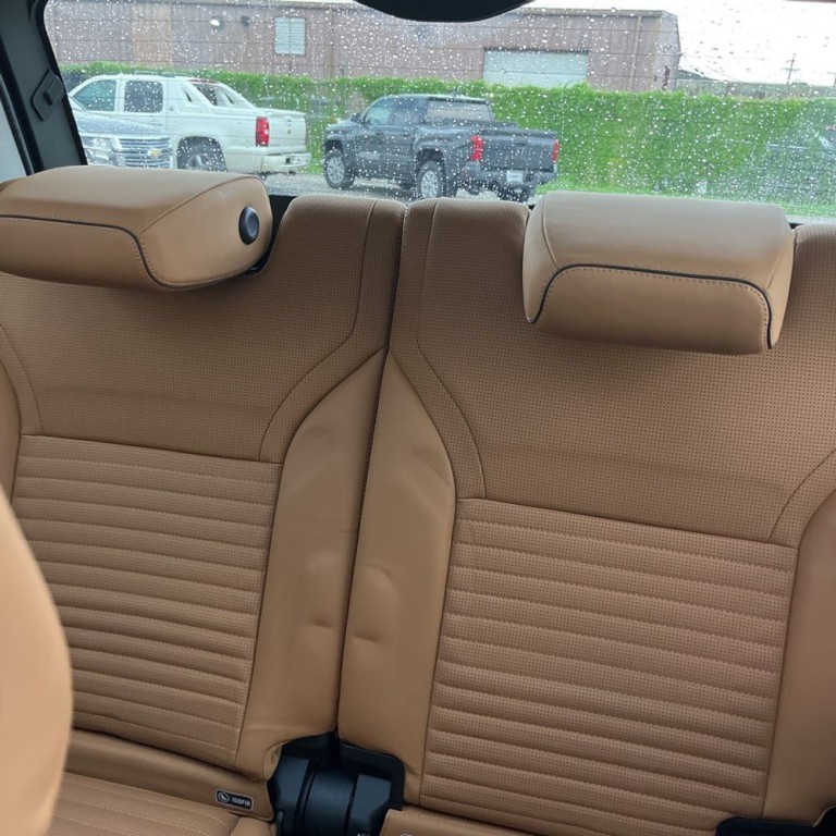 2017 Land Rover Discovery Image 20
