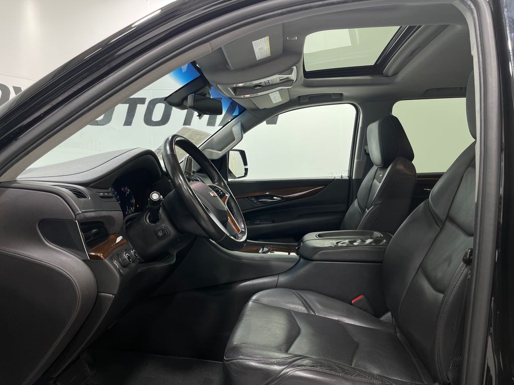 2018 Cadillac Escalade Image 15