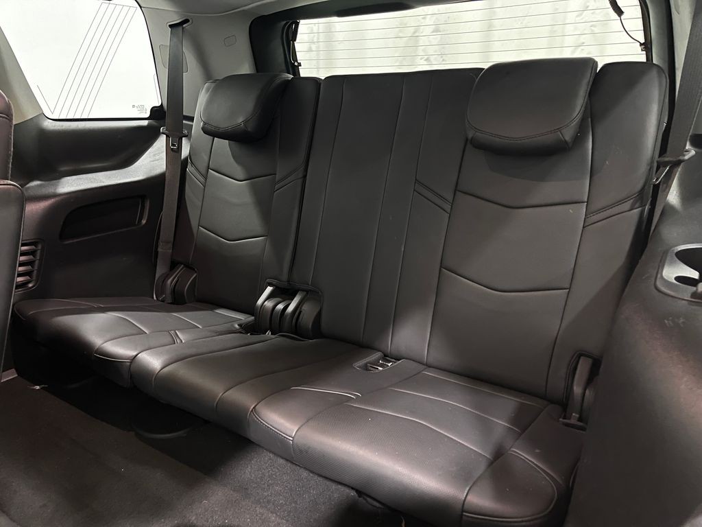 2018 Cadillac Escalade Image 33