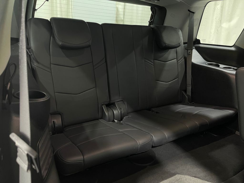 2018 Cadillac Escalade Image 34