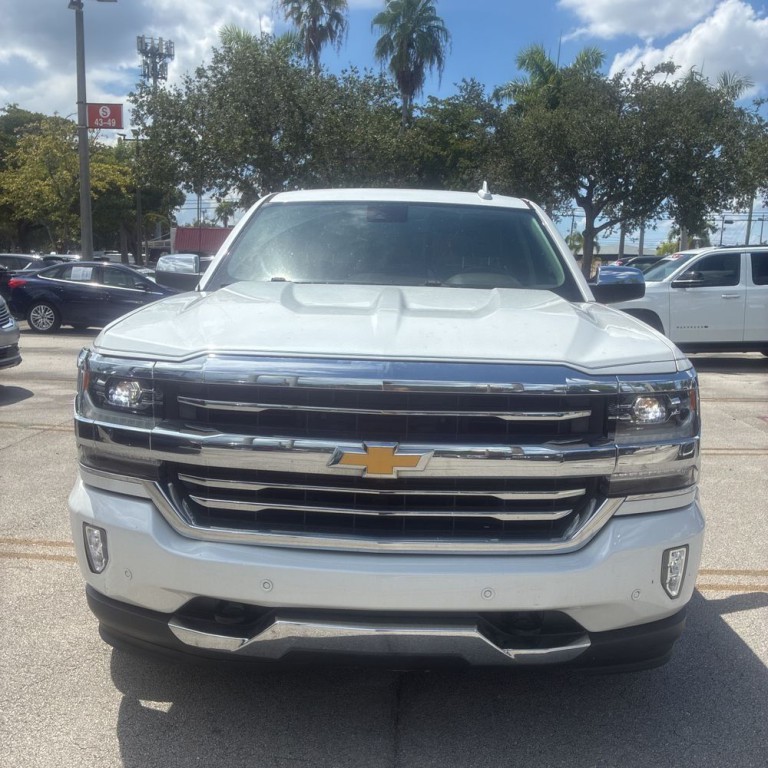 2018 Chevrolet Silverado 1500 Image 2