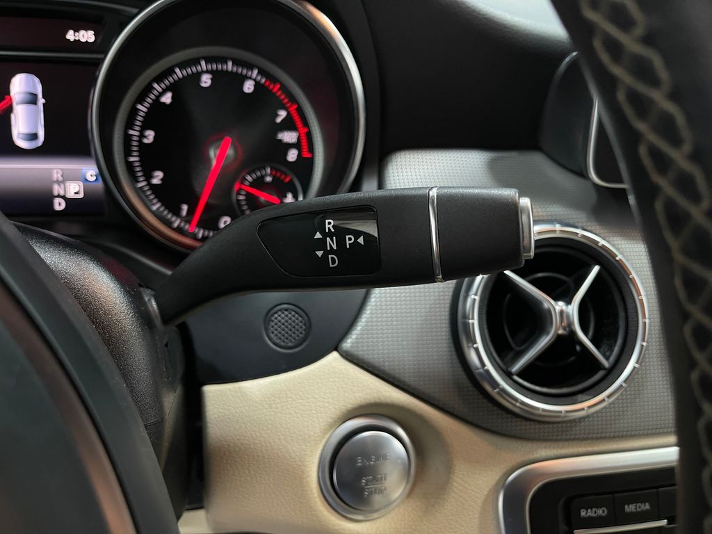 2019 Mercedes-Benz CLA-Class Image 27