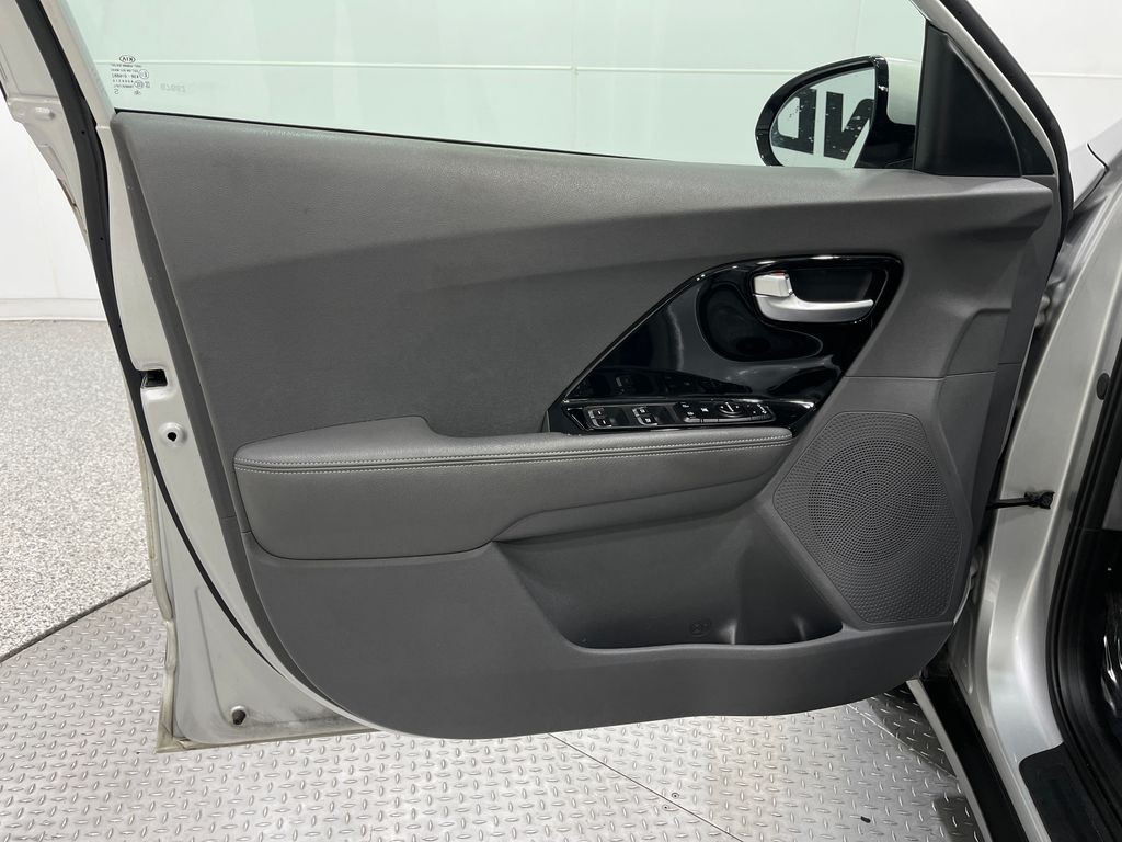 2018 Kia Niro Image 13