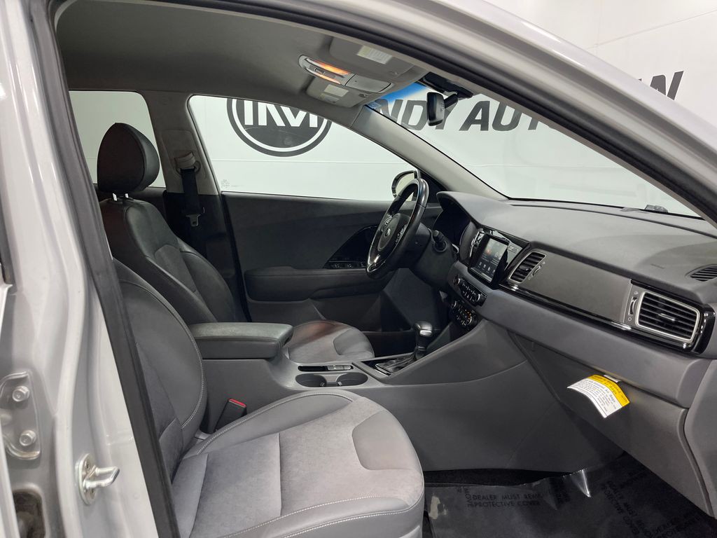 2018 Kia Niro Image 30