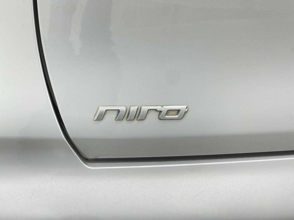 2018 Kia Niro Image 37
