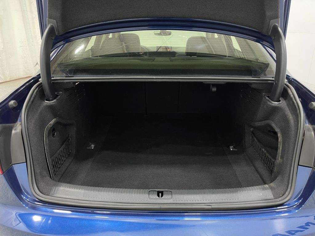 2018 Audi A4 Image 27