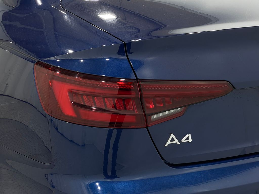 2018 Audi A4 Image 35