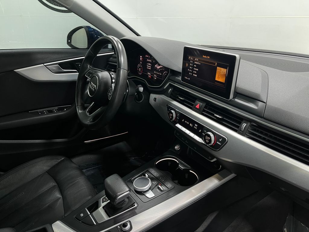 2018 Audi A4 Image 22