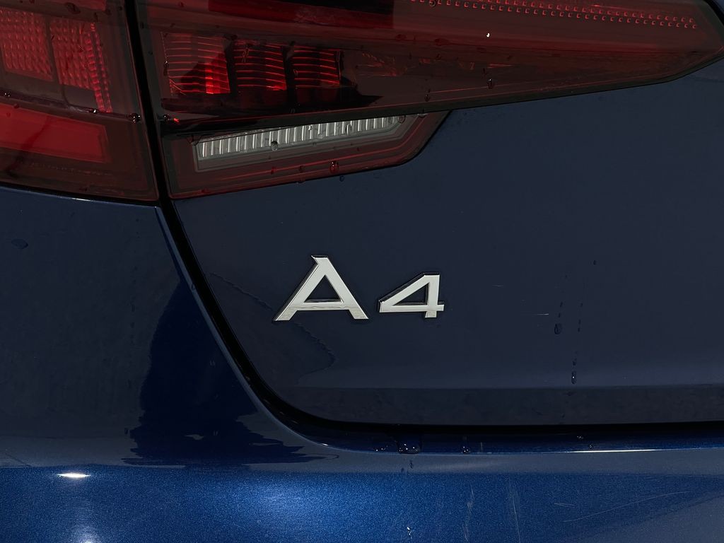 2018 Audi A4 Image 41