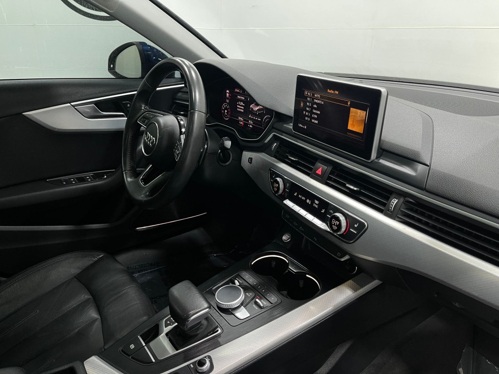 2018 Audi A4 Image 22